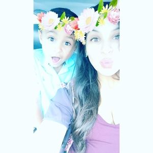 Meet your Posher, Crystal